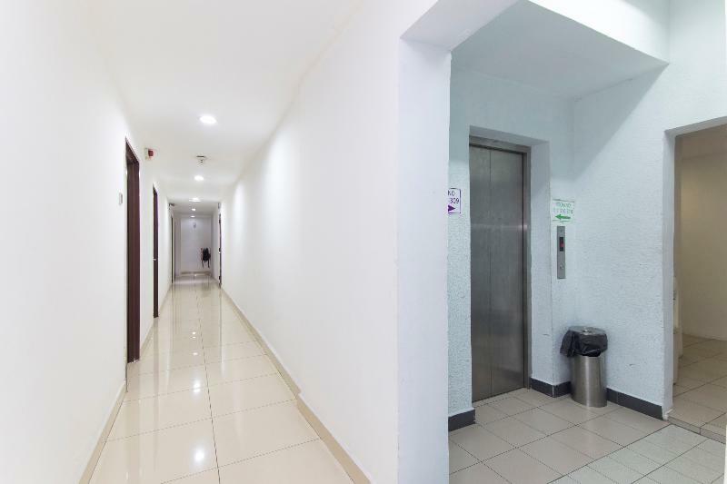 Oyo 280 Hotel Dragon Inn Kuala Lumpur Bagian luar foto