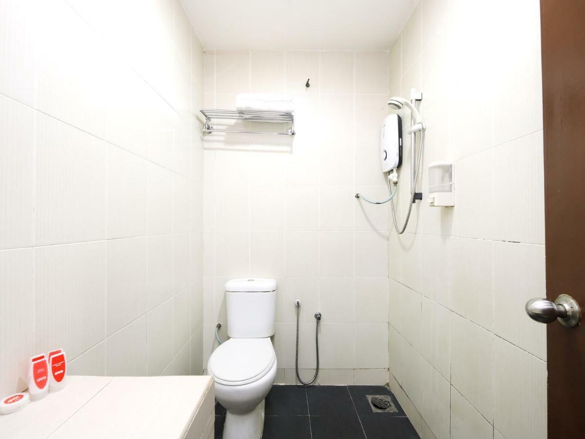 Oyo 280 Hotel Dragon Inn Kuala Lumpur Bagian luar foto